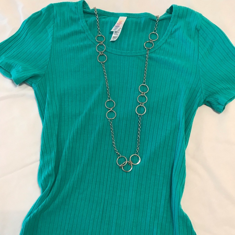LuLaRoe Classic T size small